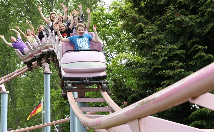 Achterbahn Rasti Land Foto Freizeit Und Erlebnispark Rasti Land Salzhemmendorf Benstorf Gmbh 1